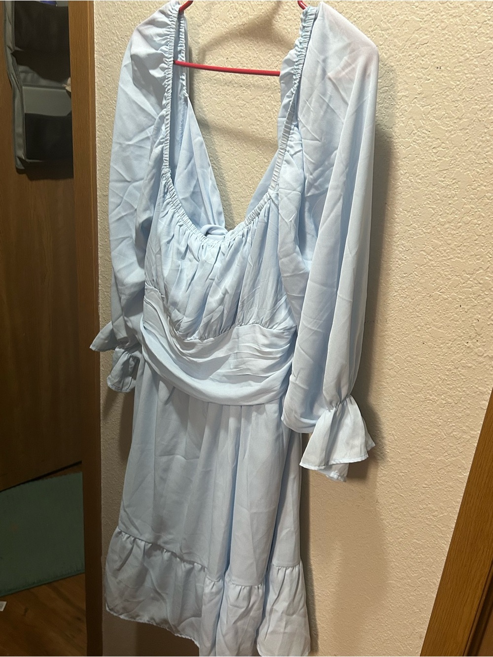 Light Blue Long Sleeve V-Neck Midi Dress by